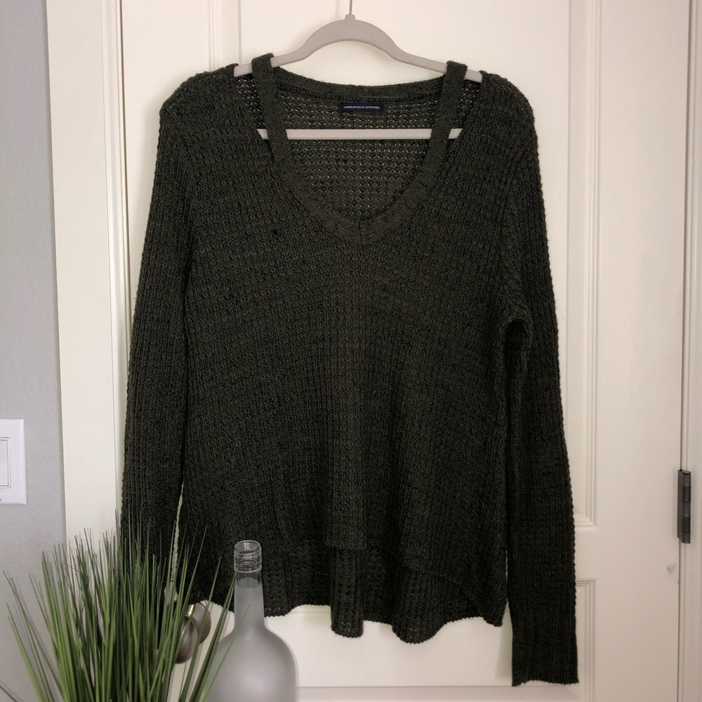 American Eagle Sweater